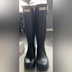 EUC womens Hunter tall boot original style